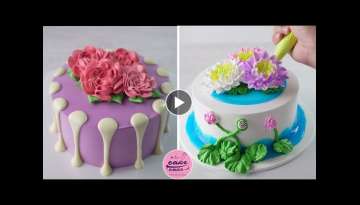 Beautiful Lotus And Waterlilies On A Fancy Birthday Cake